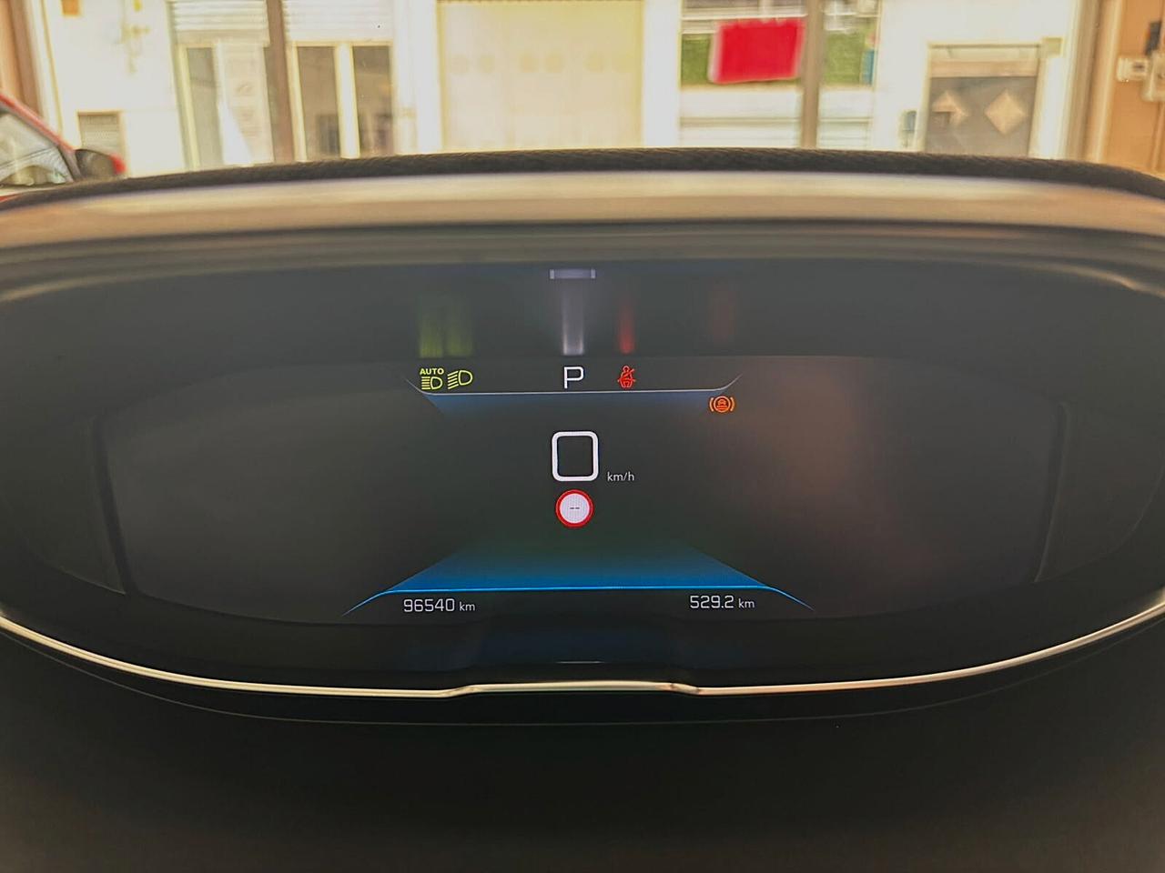 Peugeot 3008 1.5 HDI **FULL OPTIONAL** PARI AL NUOVO