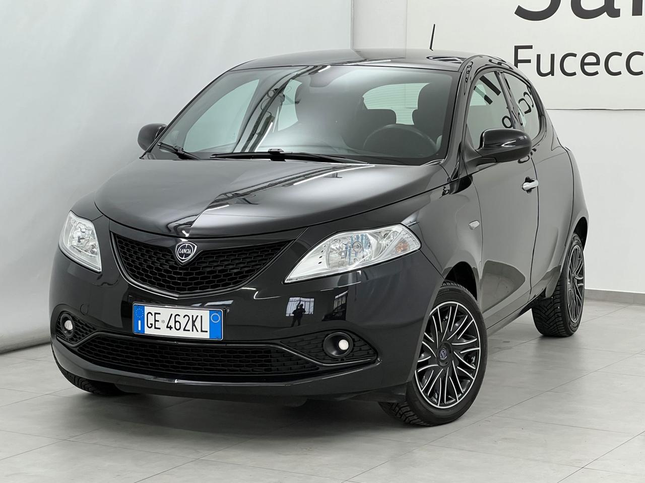 LANCIA Ypsilon III 2015 Ypsilon 1.0 firefly hybrid Gold s&s 70cv