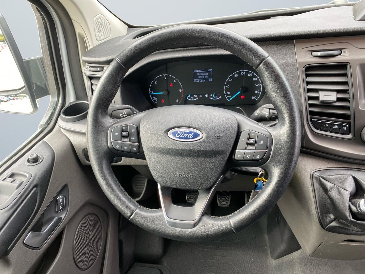 FORD Transit Custom 300 2018 - transit custom 300 2.0 tdci 130cv