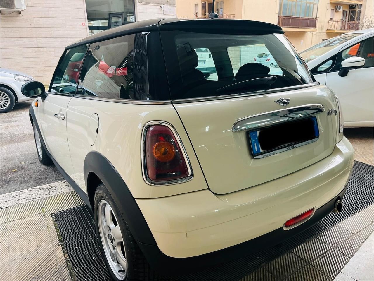 Mini Cooper 1.6D - 165000km! - 2007