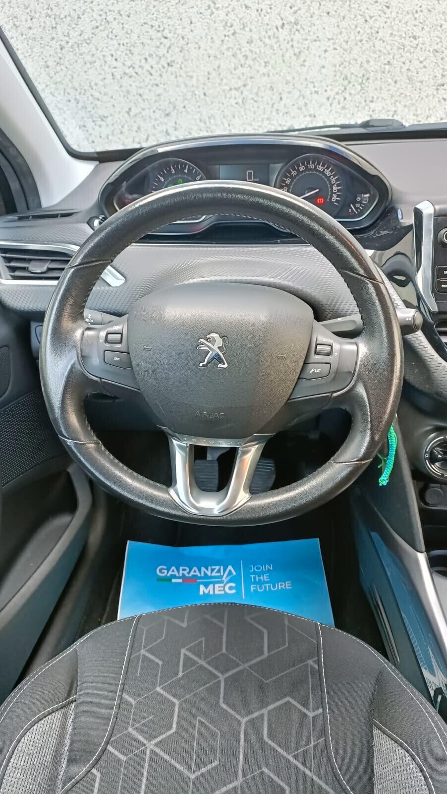 Peugeot 2008 PureTech 82 Allure