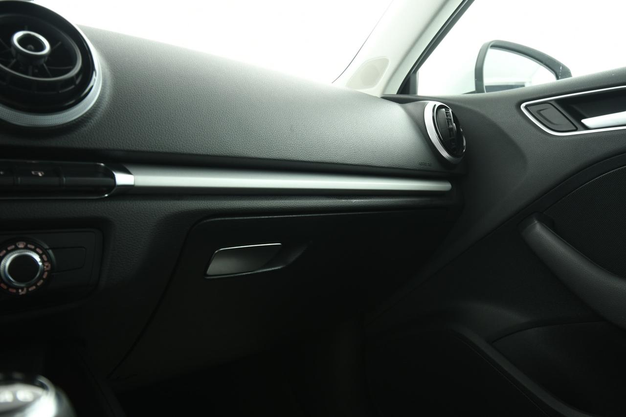 AUDI A3 Sportback 1.6 tdi Business 110cv E6 X COMMERCIANTI+BLUETOOTH