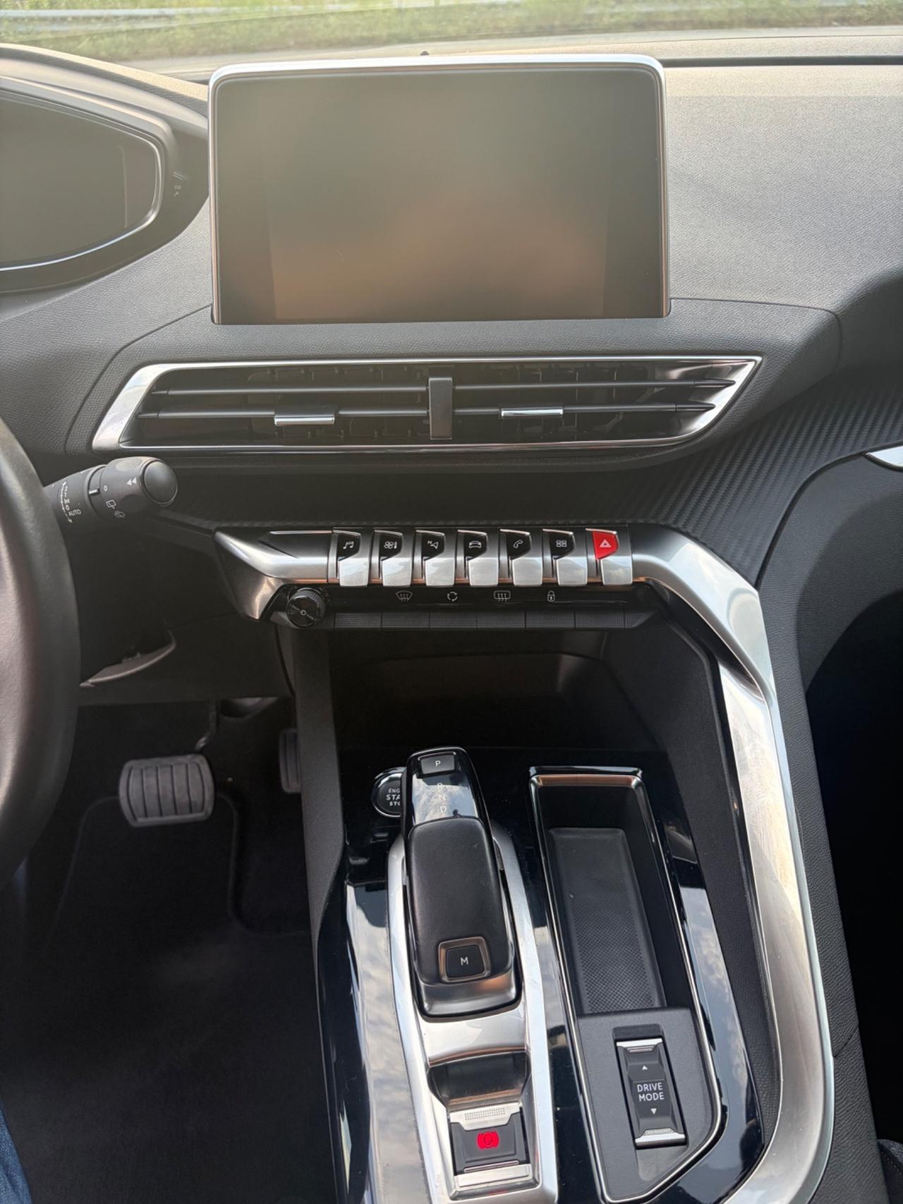 PEUGEOT 3008 BLUE HDI 2022