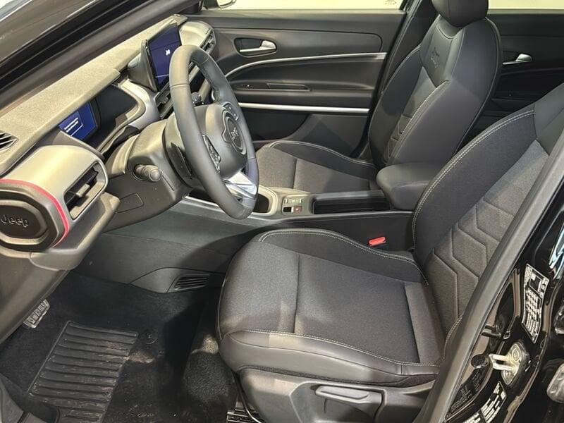 Jeep Avenger e-Hybrid 1.2 MHEV e-Hybrid Turbo Summit