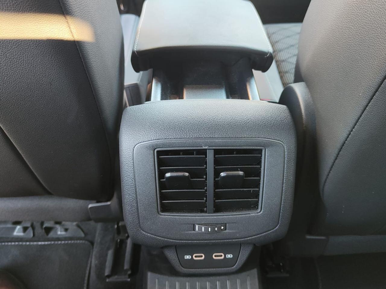 Volkswagen T-Roc R-line #8115