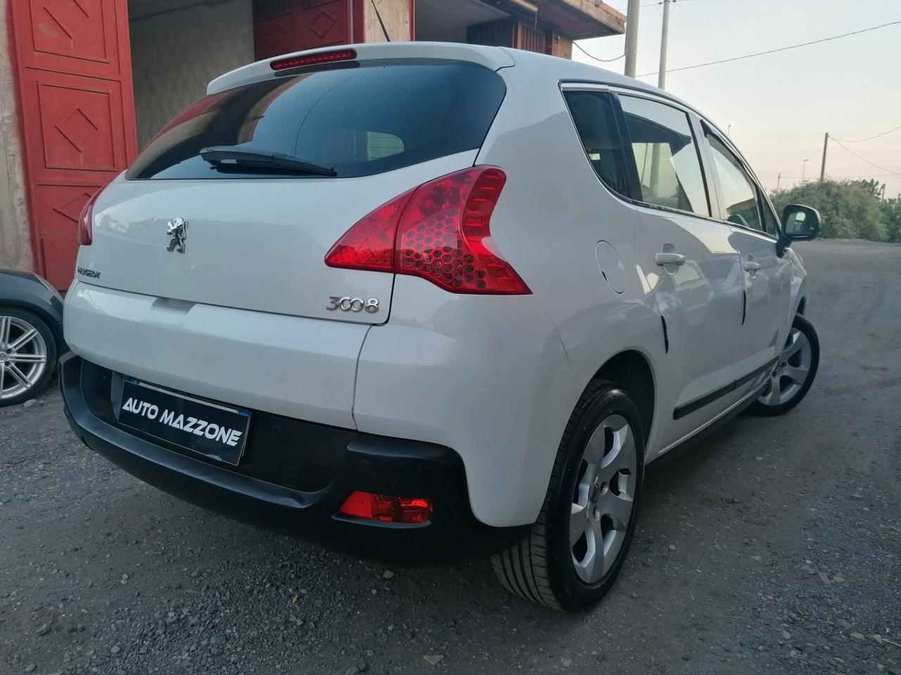 Peugeot 3008 1.6 HDi 110CV Tecno(full optional )