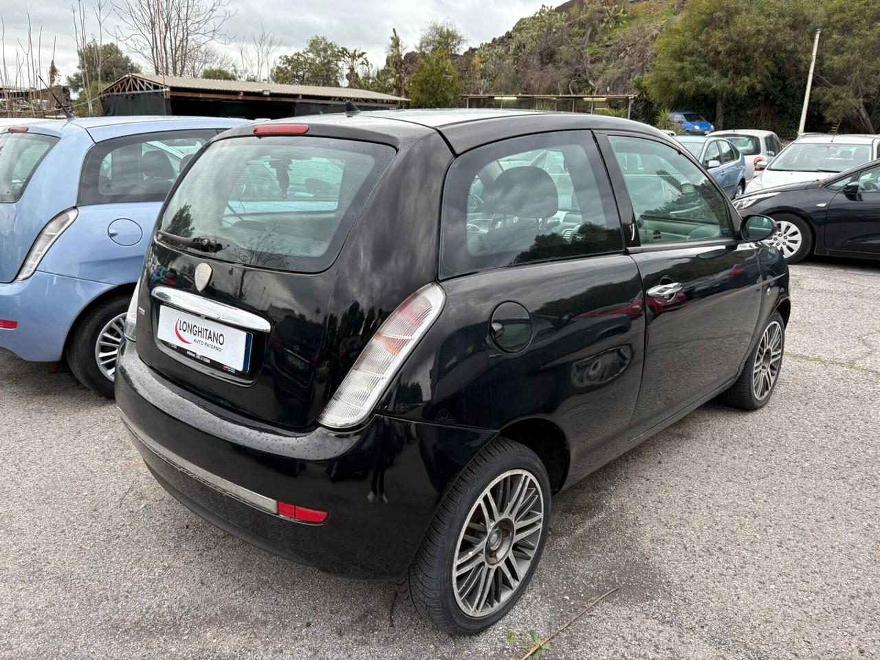 Lancia Ypsilon 1.2 Argento