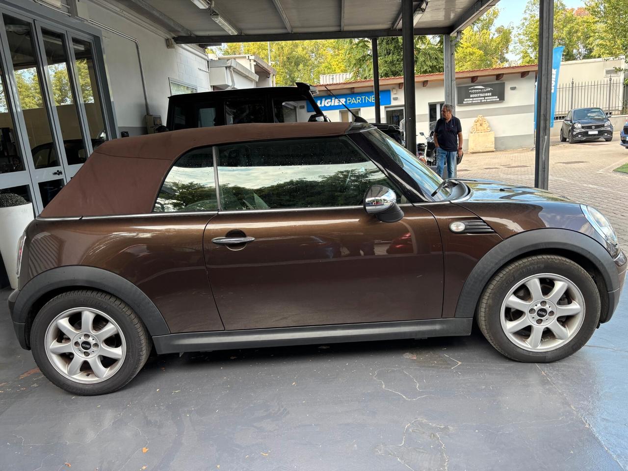 Mini Cooper Cabrio 1.6 122cv