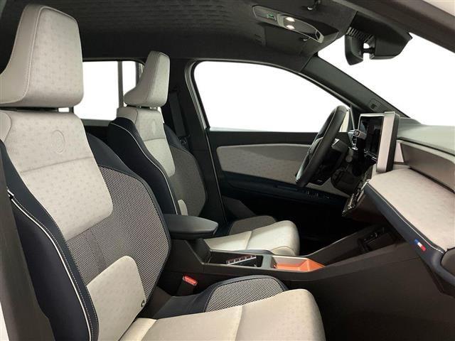 RENAULT D Renault 5 E-Tech Electric Comfort Range Rolan Gar