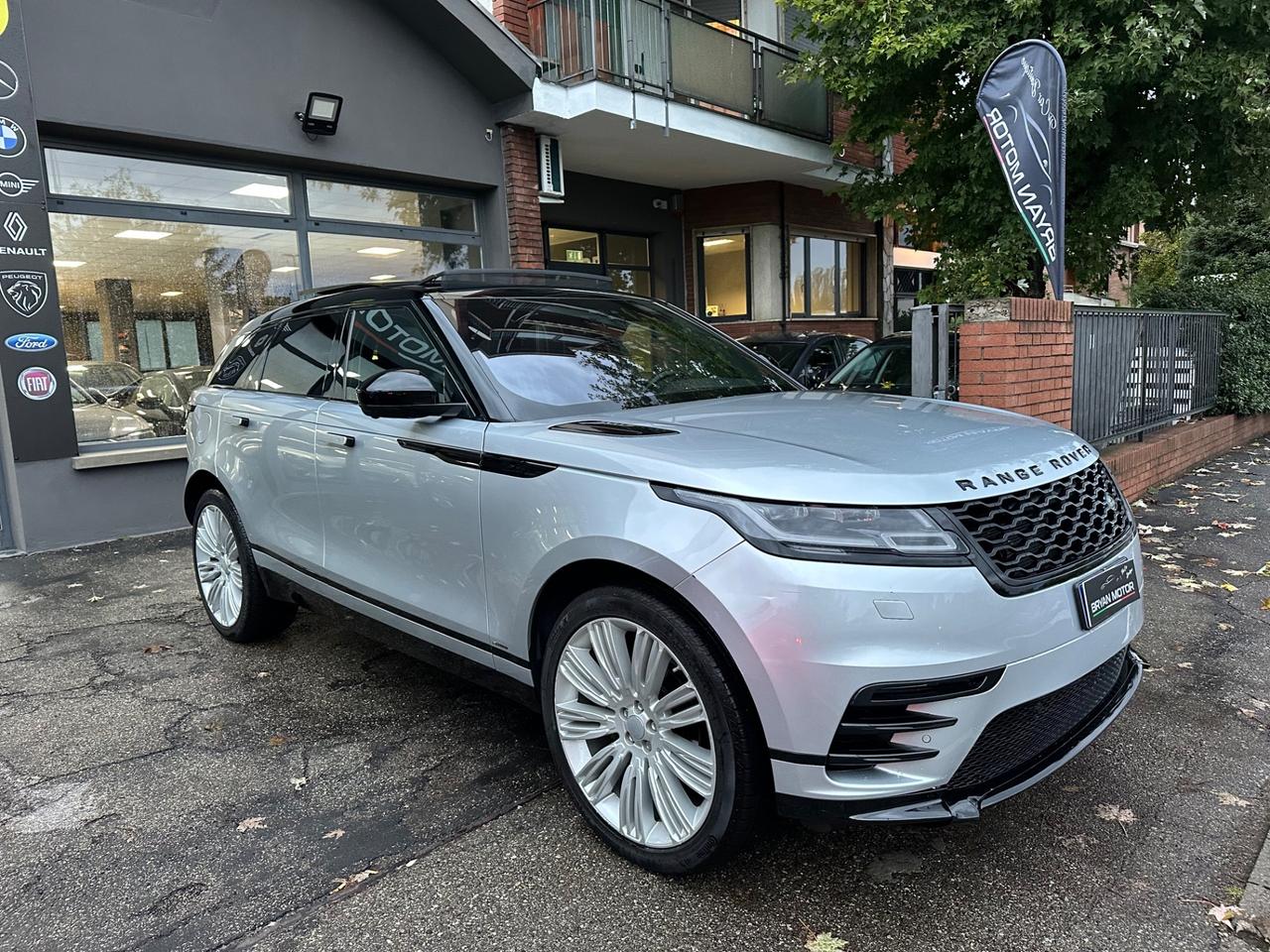 Land Rover Range Rover Velar Range Rover Velar 2.0D I4 240 CV R-Dynamic HSE