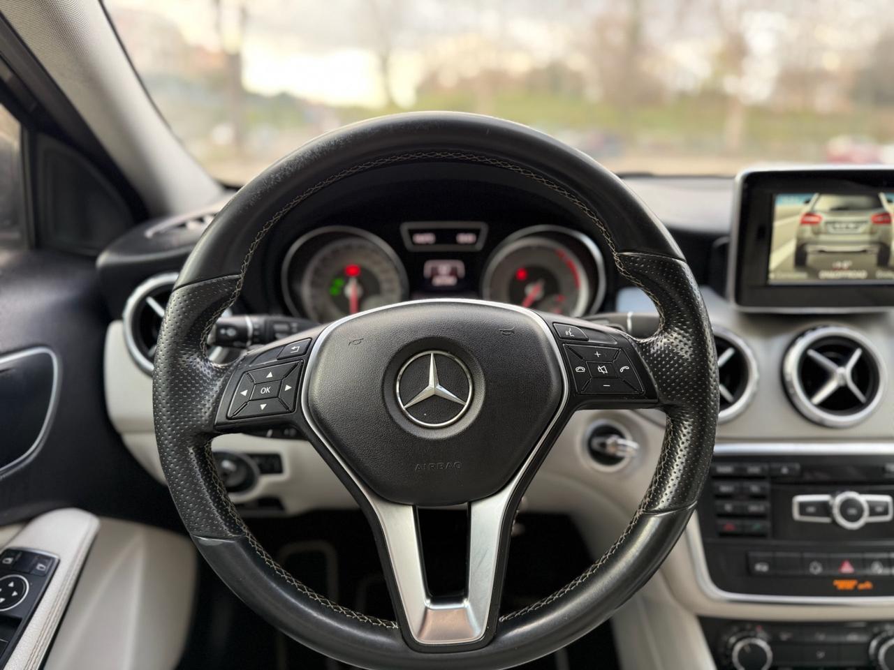 Mercedes-benz GLA 200 2.2 136cv Automatic 4Matic Premium 2015