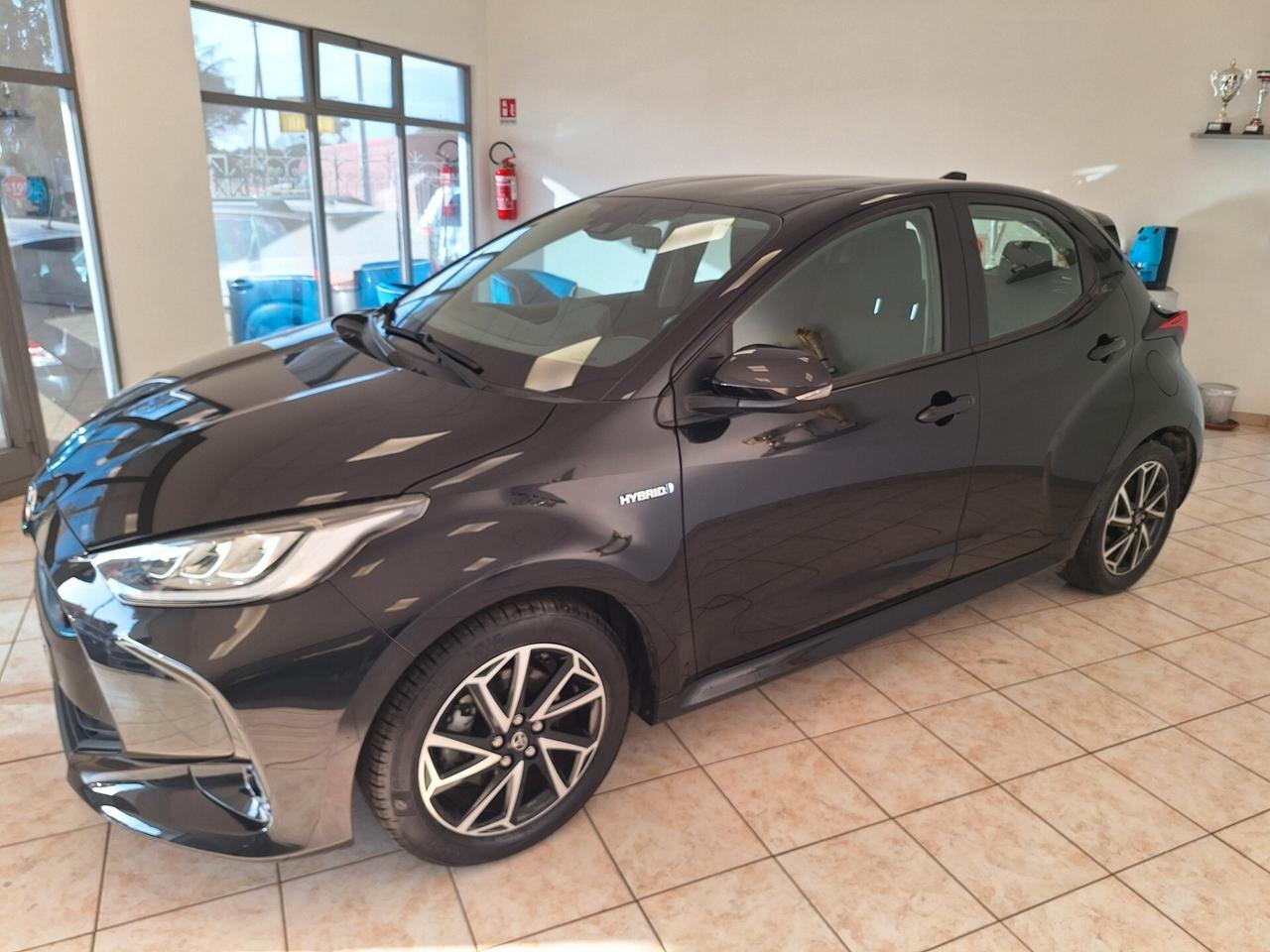 Toyota Yaris 1.5 Hybrid 5 porte Trend