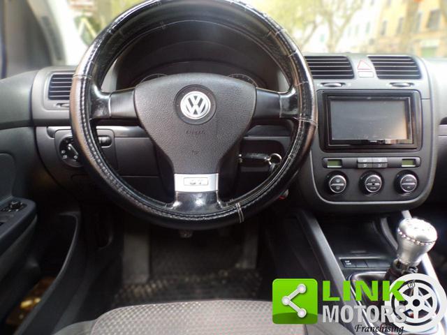 VOLKSWAGEN Golf 2.0 TDI 140CV - Possibile garanzia di 1 anno