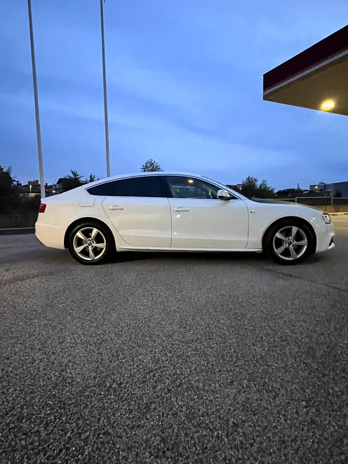 Audi A5 SPB 2.0 TDI 136 CV ultra