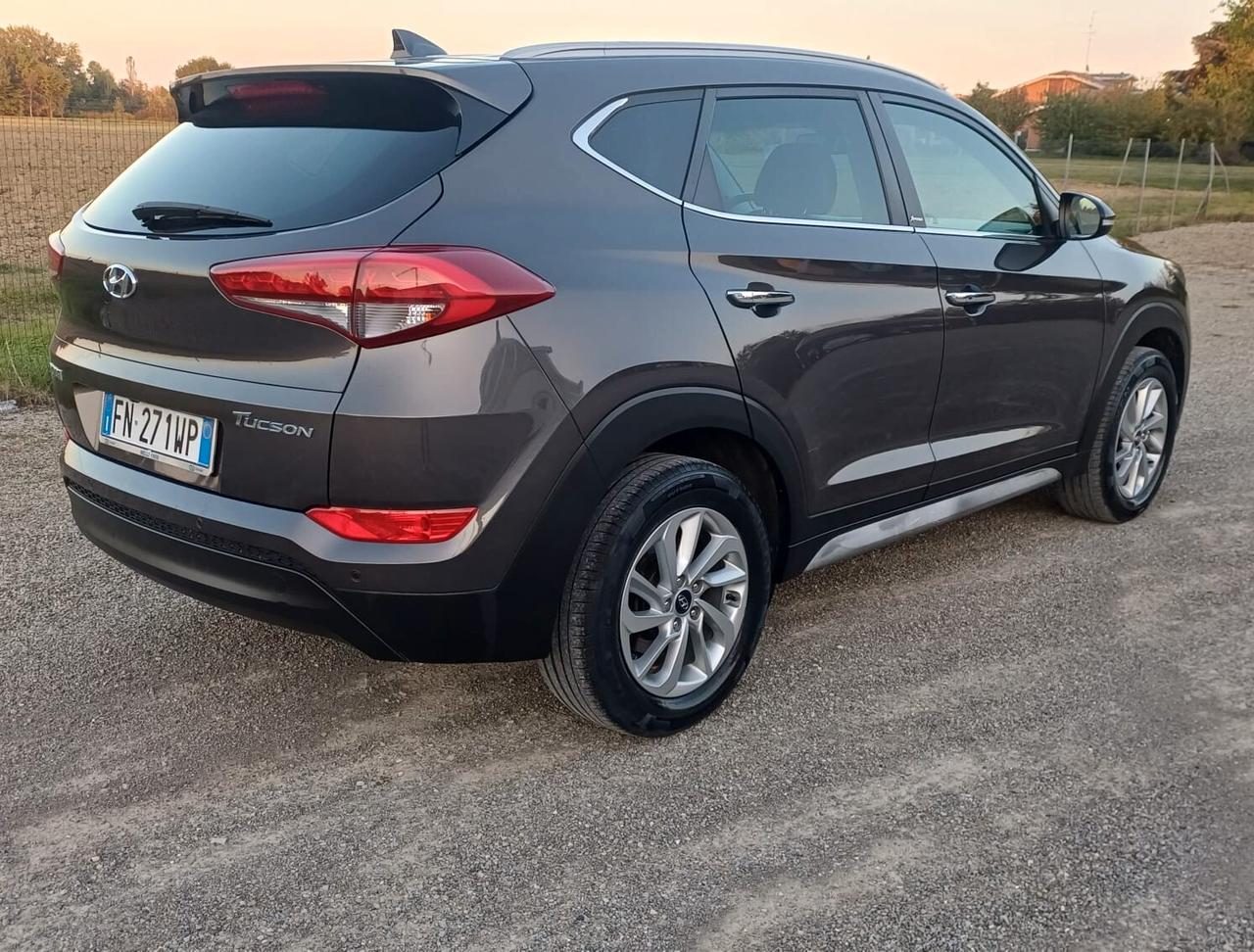 Hyundai Tucson 1.7 CRDi Sound Edition