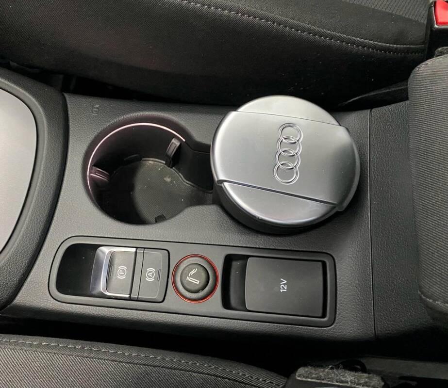 Audi Q3 2.0 tdi Business 150cv s-tronic