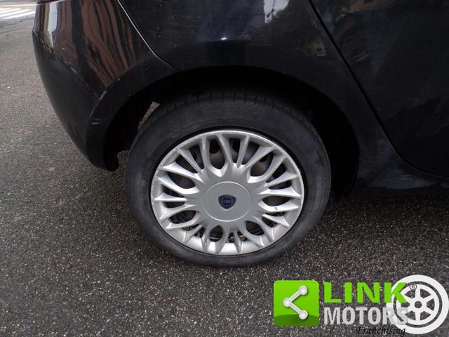 LANCIA Ypsilon 1.2 69 CV 5 porte - NEOPATENTATI!