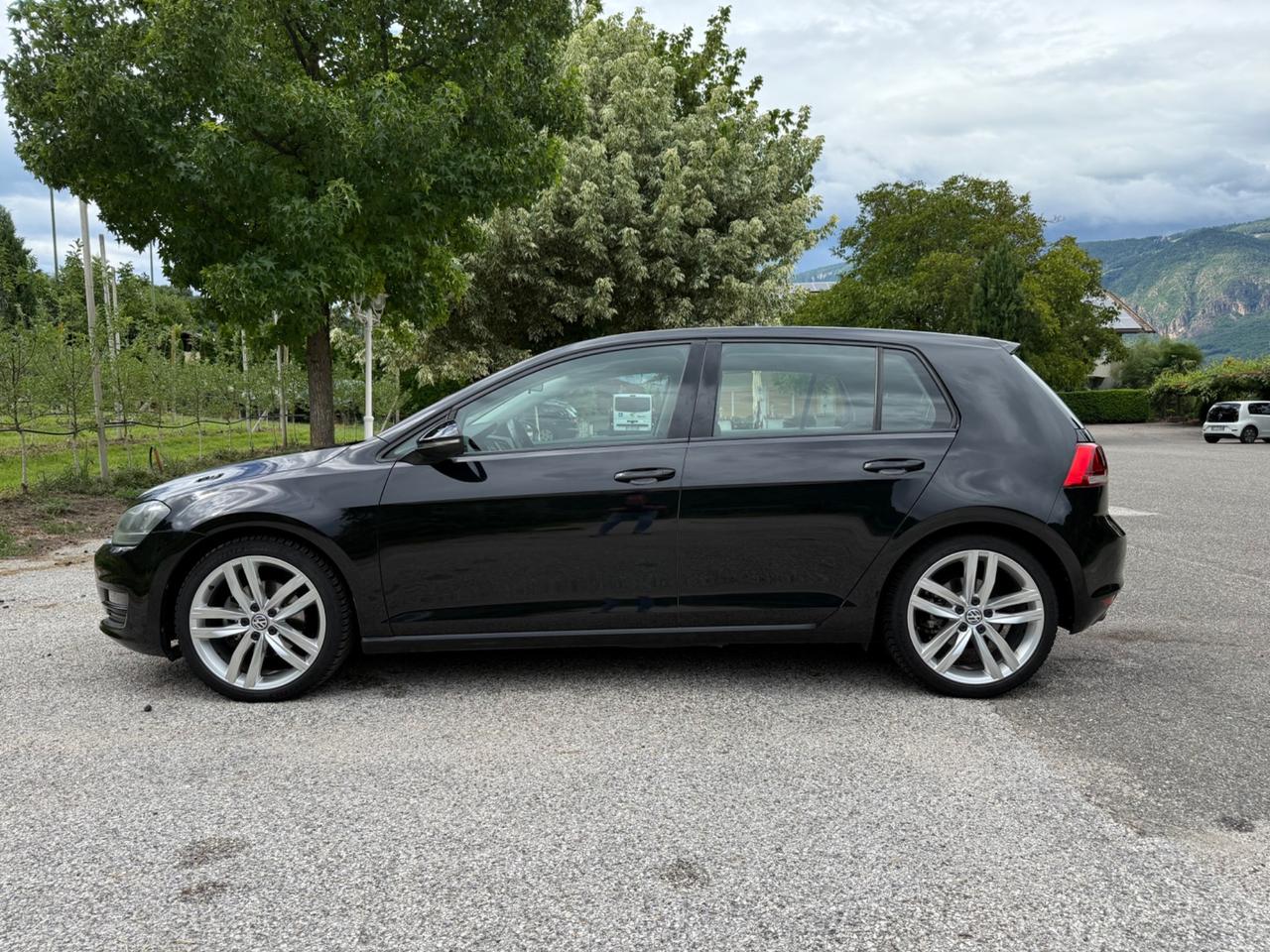 Volkswagen Golf 2.0 TDI 5p. Highline BlueMotion Technology