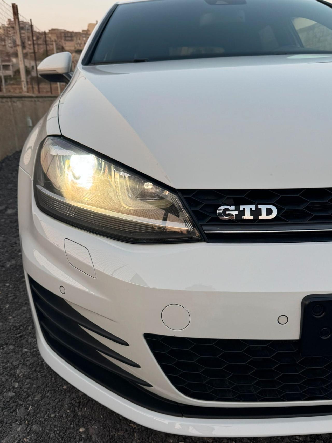 Volkswagen Golf GTD 2.0 TDI 5p. BlueMotion Technology