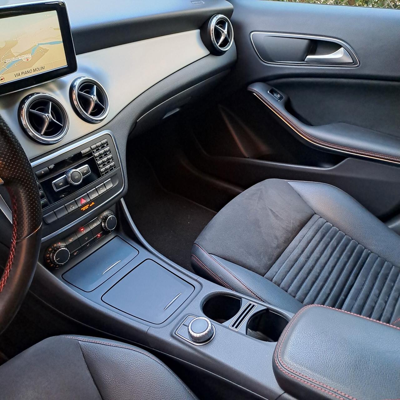 Mercedes GLA UNIPROPRIETARIO Full optional