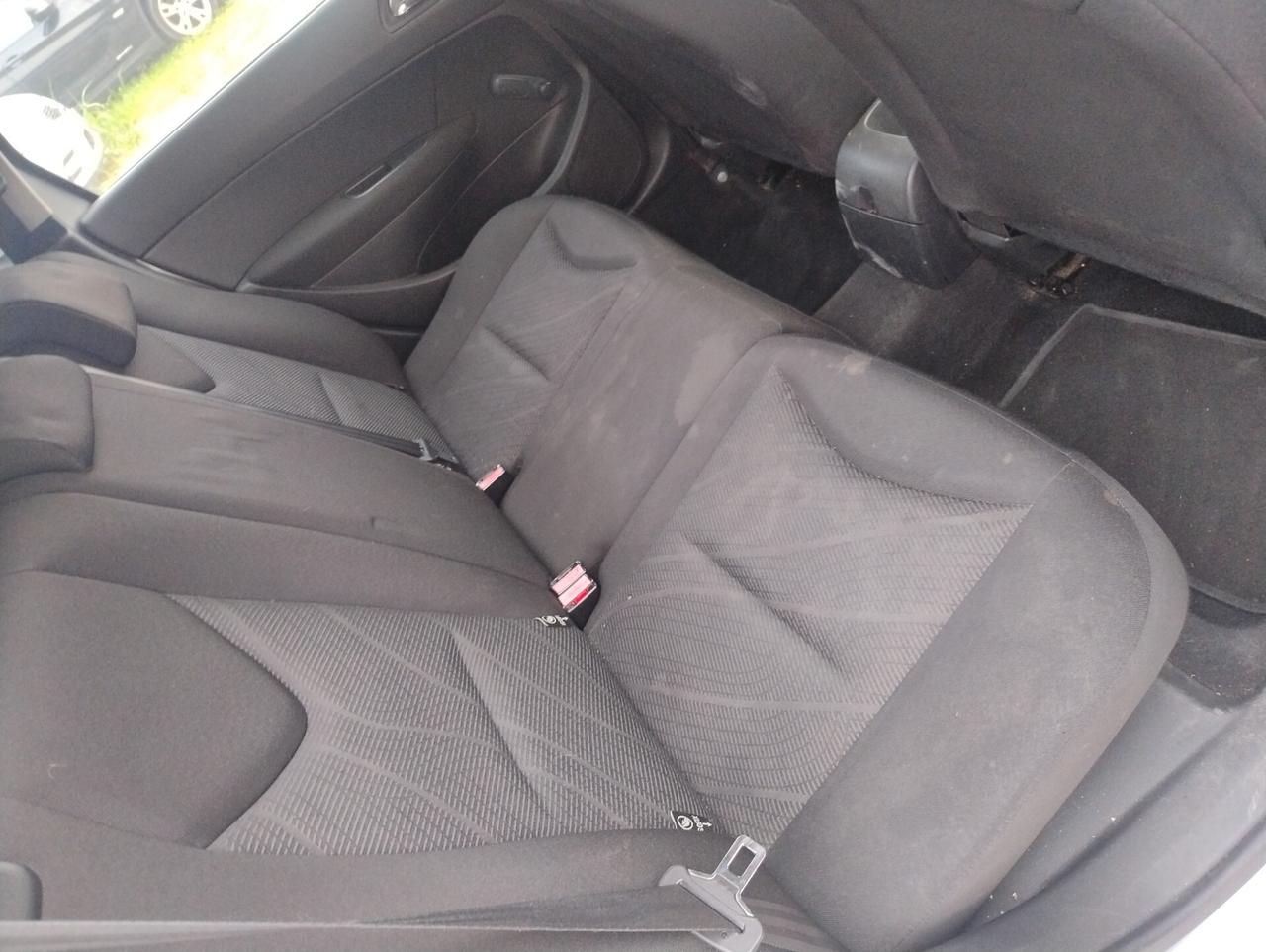 Peugeot 308 1.6 HDi 110CV SW Premium