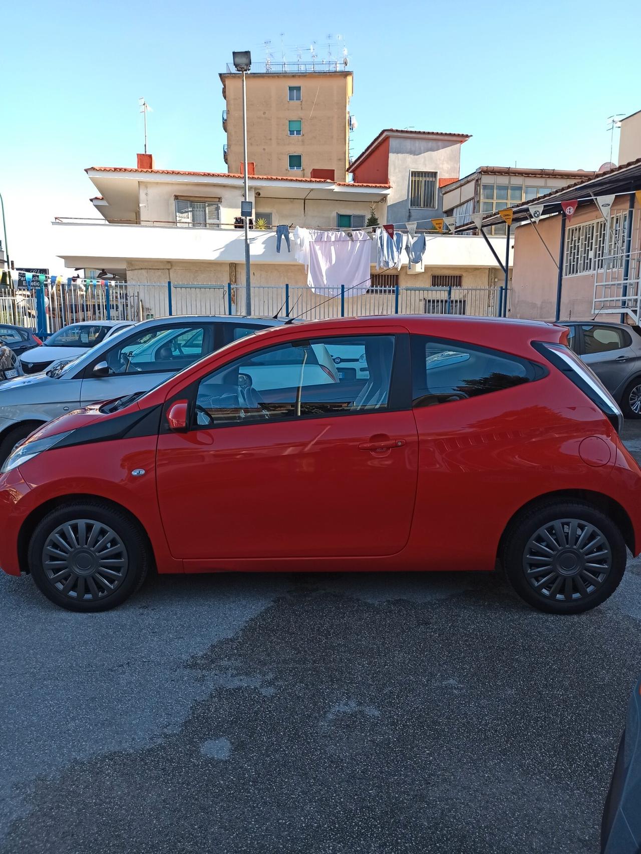 Toyota Aygo 1.0 VVT-i 69 CV 3 porte x-clusiv