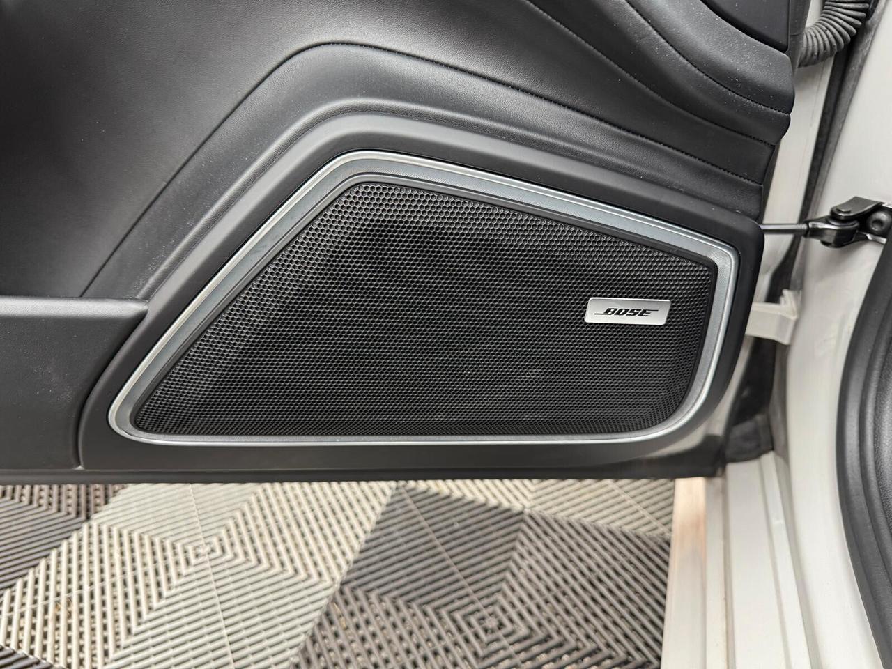 Porsche Panamera 2.9 4 E-Hybrid Sport Turismo Platinum Edition (881)
