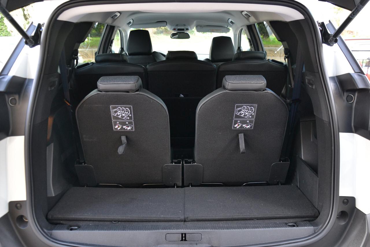 Peugeot 5008 1.5 HDi 130CV 7POSTI AUT.+NAV+LED+RCAM+PELLE+PDC