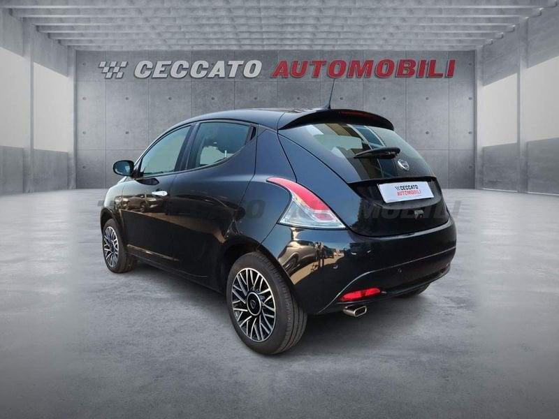 Lancia Ypsilon Ypsilon 1.0 firefly hybrid Platino s&s 70cv