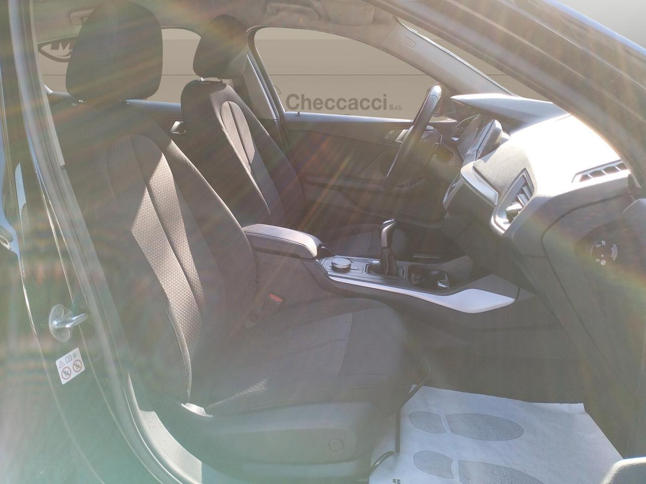 BMW 116 d Serie 1 F40 Sport * 98.000 KM *