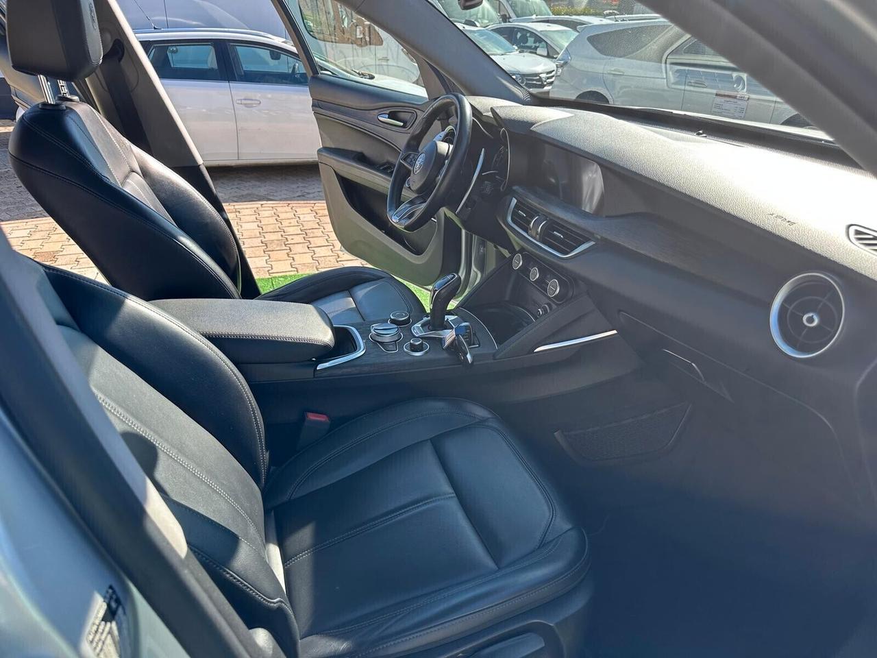 Alfa Romeo Stelvio 2.2 Turbodiesel 190 CV AT8 RWD Super