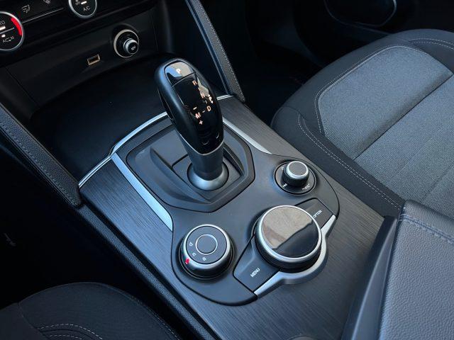 ALFA ROMEO Stelvio 2.2 Turbodiesel 180 CV AT8 RWD Executive
