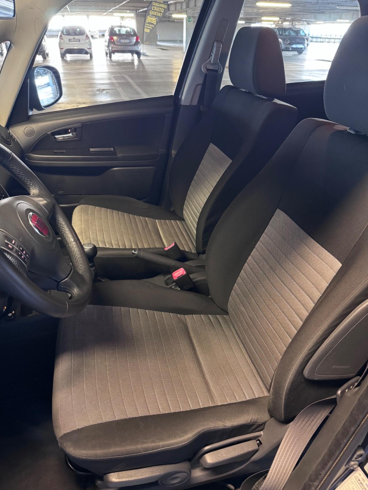 Fiat Sedici 1.6 16V 4x2 Emotion GPL