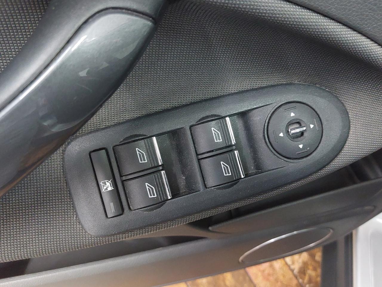 Ford Kuga Kuga+ 2.0 TDCi 136 CV 4WD soli 113000 km