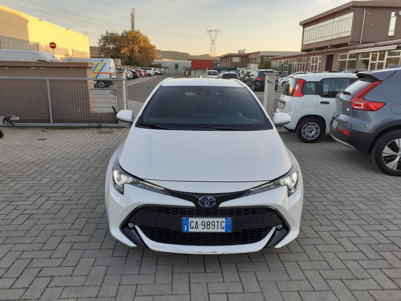 Toyota Corolla SW Touring Sports 1.8 Hybrid Active