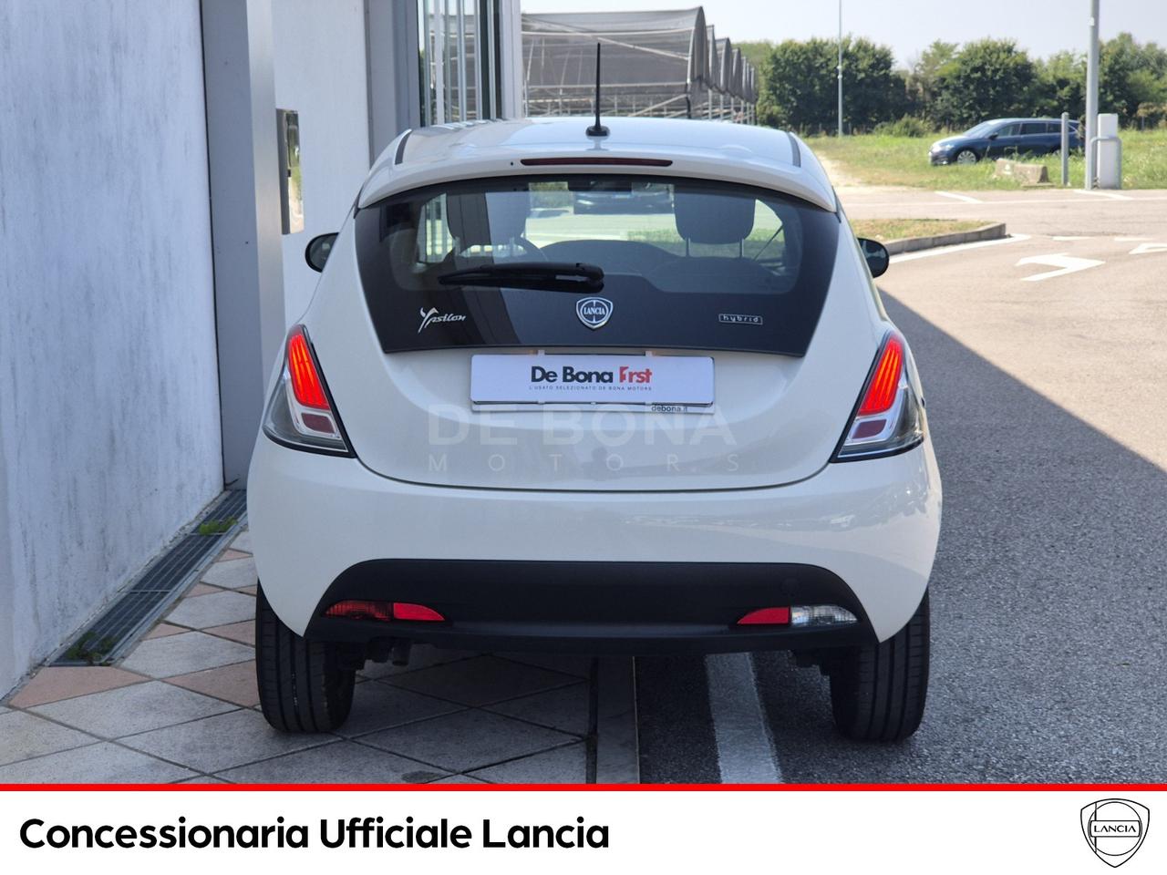 Lancia Ypsilon 1.0 firefly hybrid gold s&s 70cv