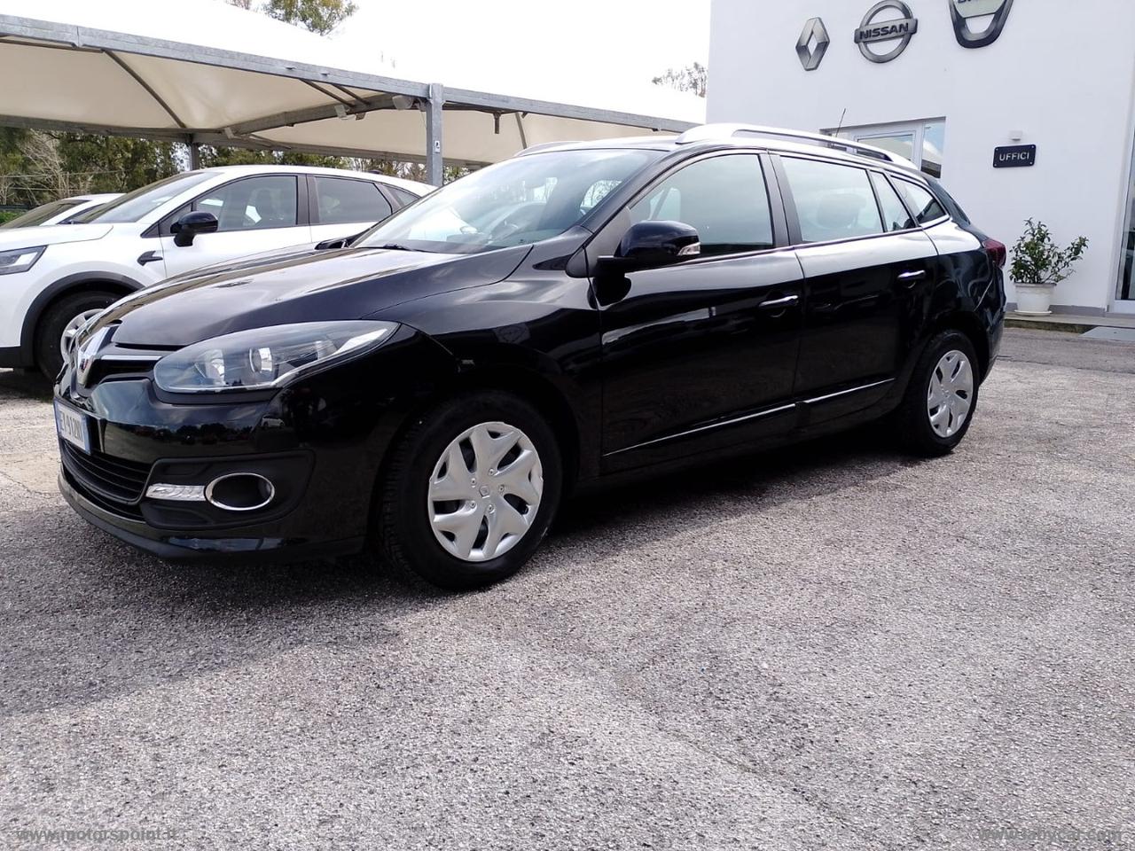 RENAULT Mégane 1.5 dCi 110 CV SporTour Confort