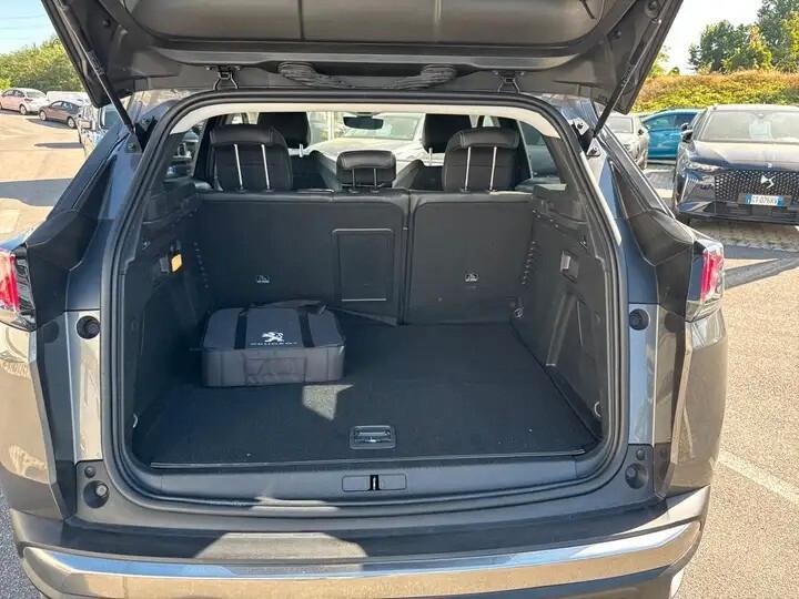 Peugeot 3008 Hybrid 225 e-EAT8 Allure