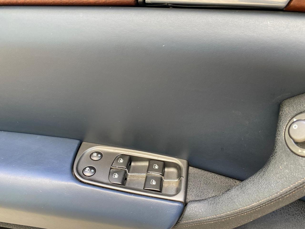 Lancia Thesis 2.4 JTD Executive