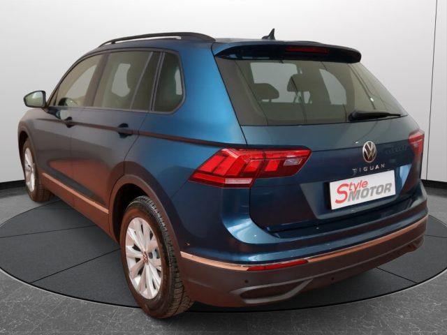 VOLKSWAGEN Tiguan 2.0 TDI 150 CV SCR DSG Life Pari al Nuovo