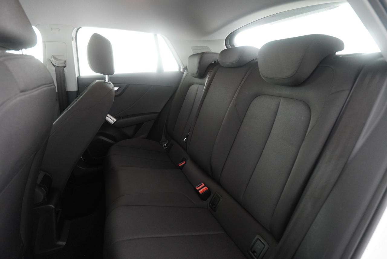 AUDI Q2 30 TDI S tronic Business