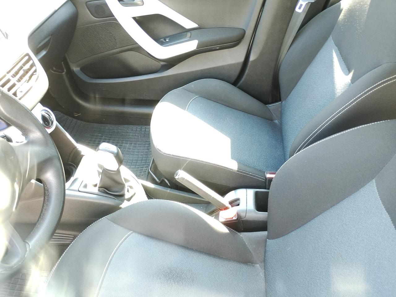 Peugeot 208 208 5p 1.2 puretech 12v Active GPL