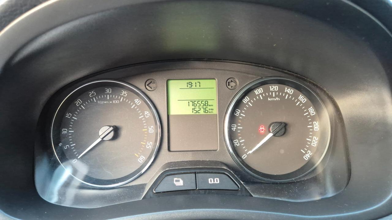 Skoda Roomster 1.6 TDI CR 90CV Ambition