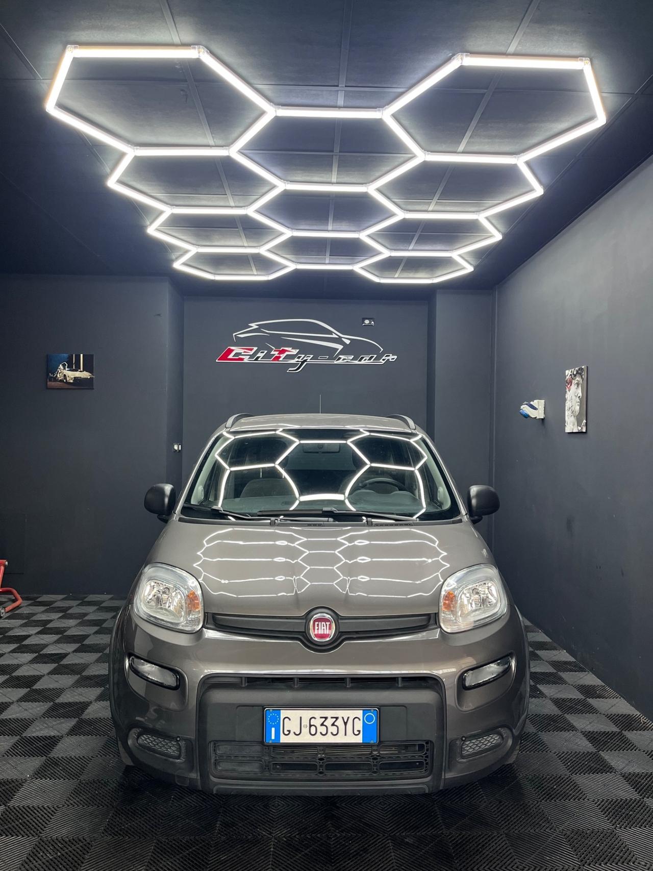 VENDO FIAT PANDA 1.0 FireFly Hybrid 70 CV – Anno 2022
