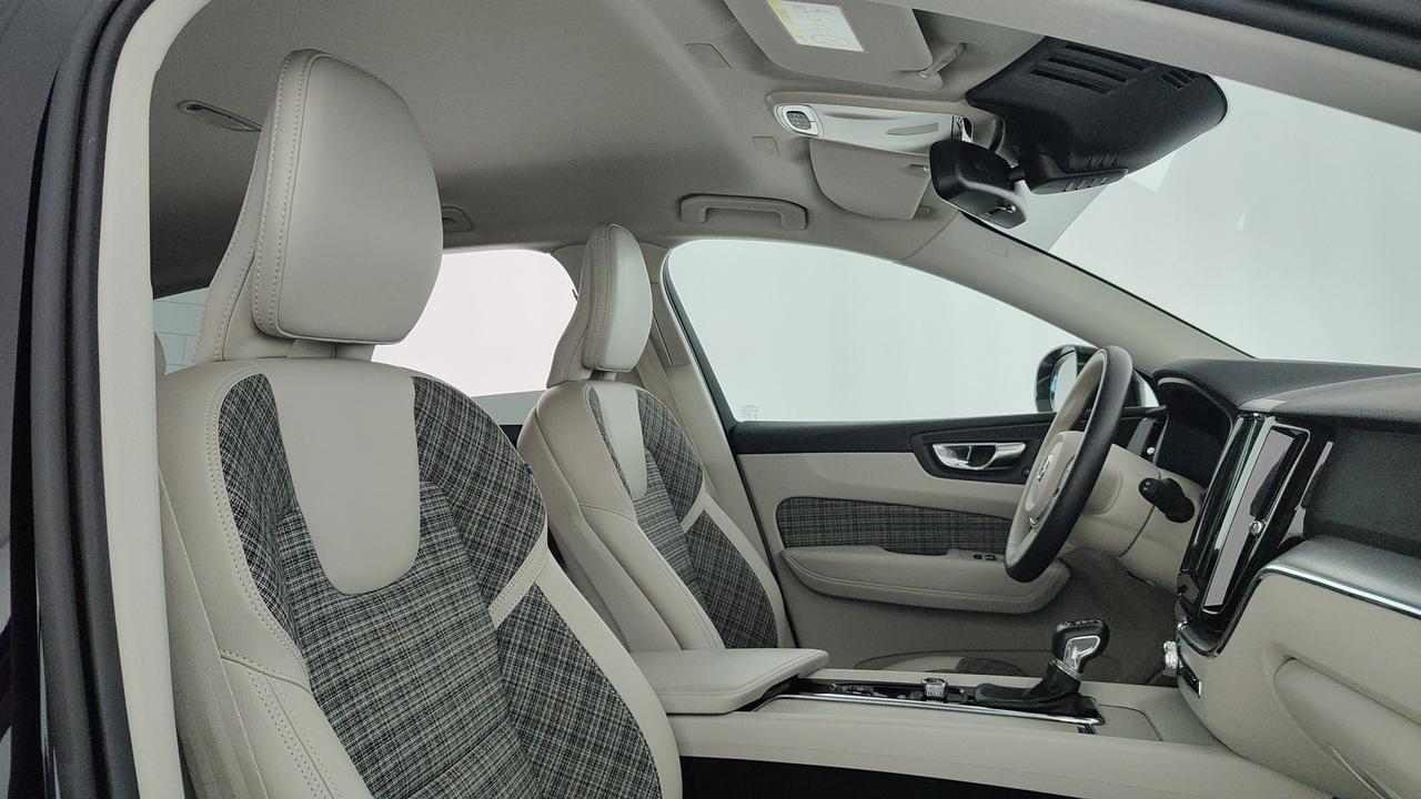 VOLVO XC60 2.0 d4 Business awd geartronic my18