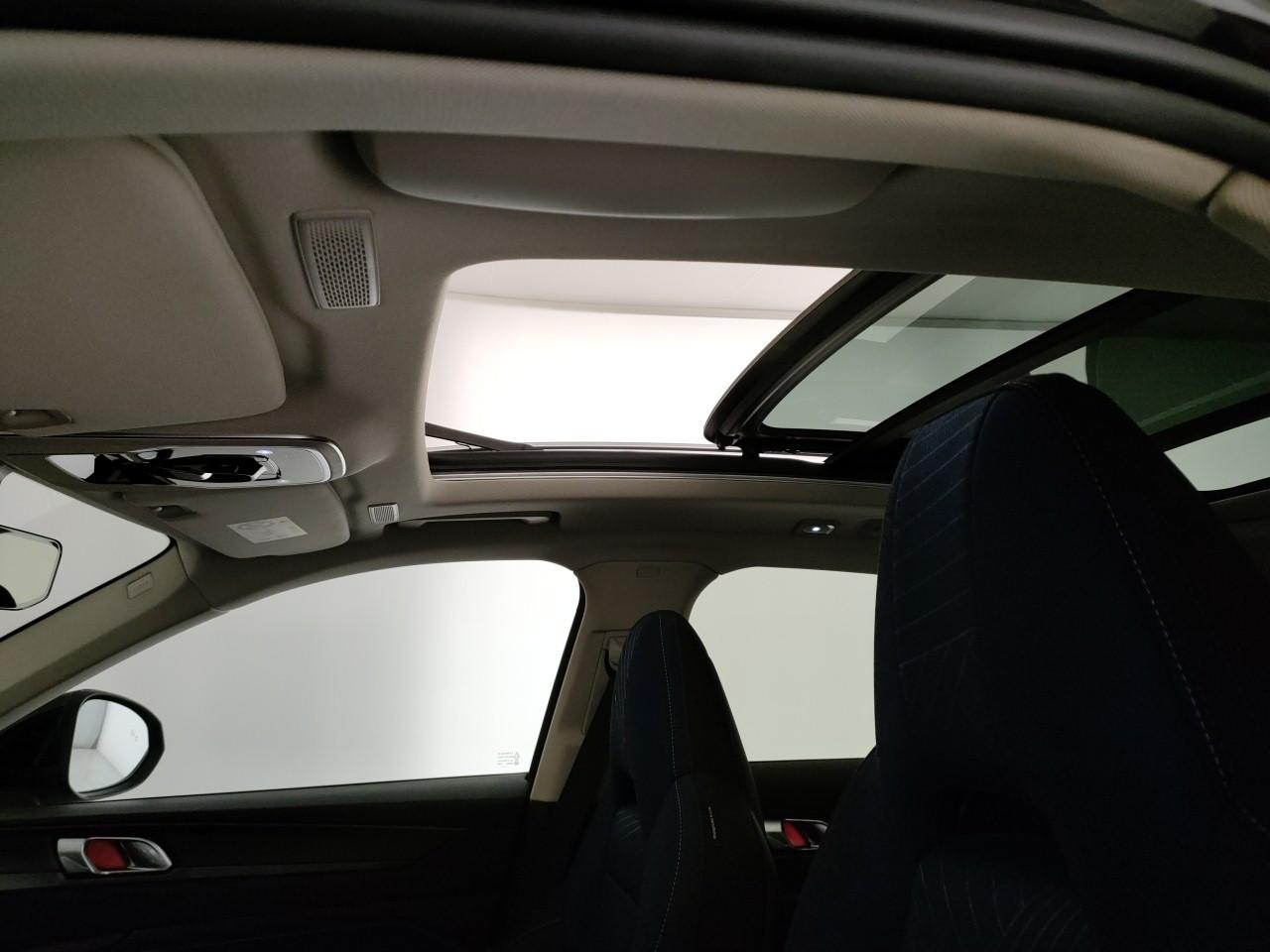 Lynk & Co 01 1.5 td phev auto