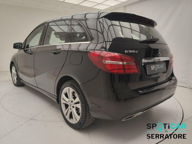 Mercedes-Benz Classe B - T246 B 180 d Premium Next