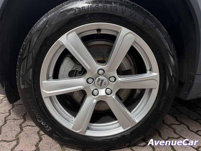 VOLVO XC90 2.0 b5 Core awd 7 posti TELECAMERA POST. IVA ESP.