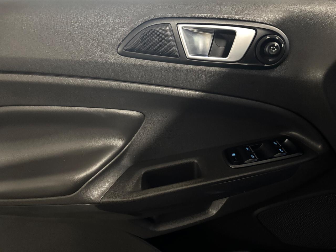 Ford EcoSport 1.5 TDCi Titanium GANCIO TRAINO