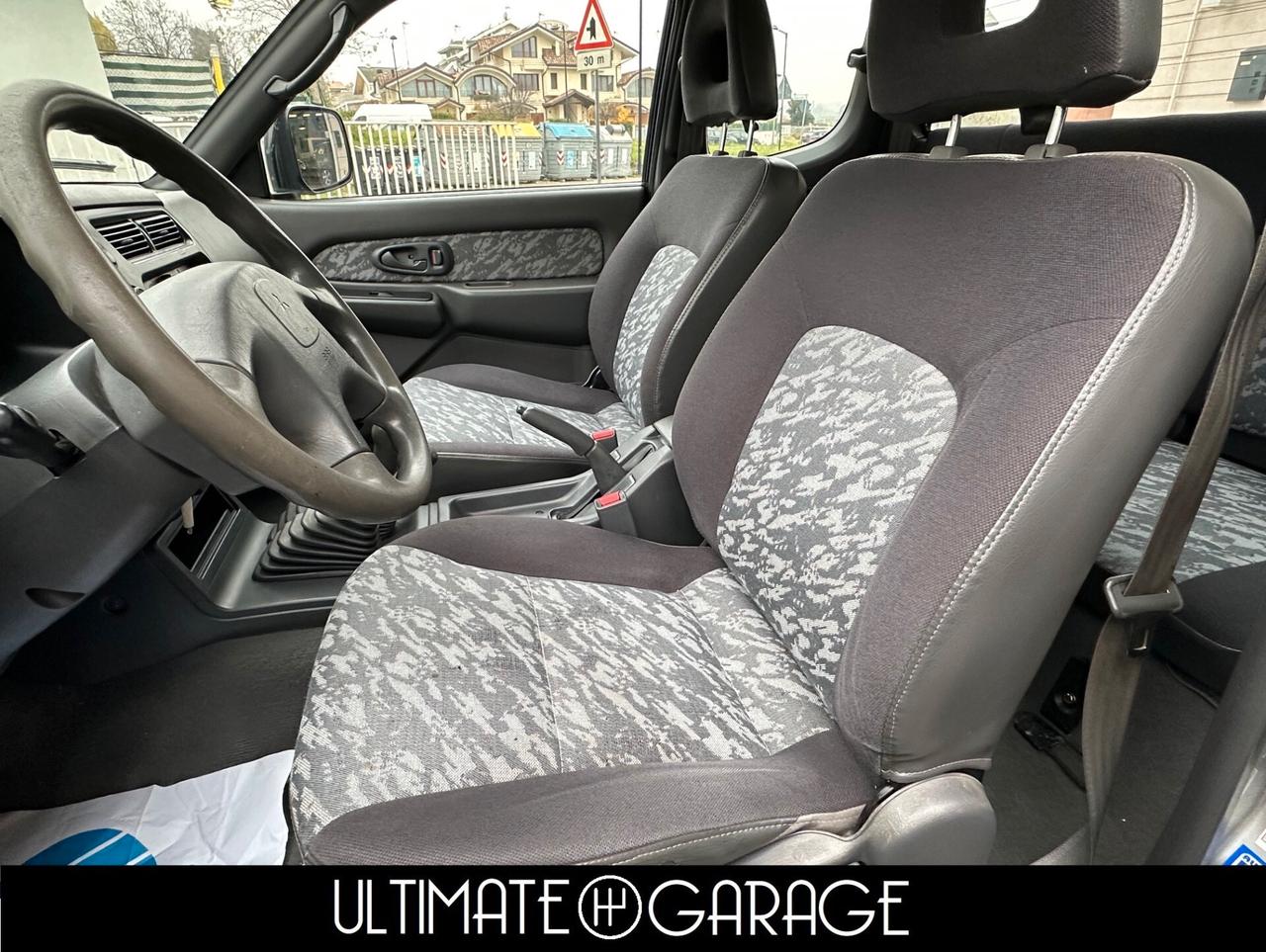 Mitsubishi L200 2.5 TDI 4WD Club Cab Pick-up GLS